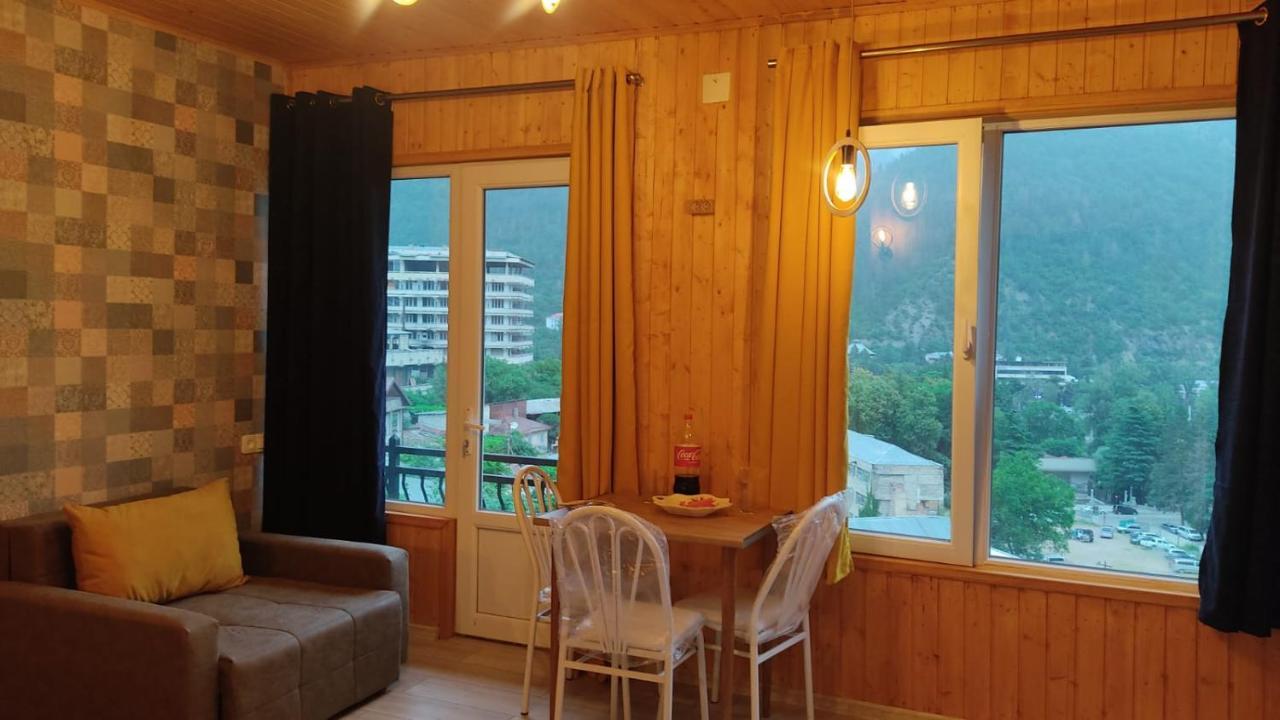 מלון Borjomi Nest מראה חיצוני תמונה