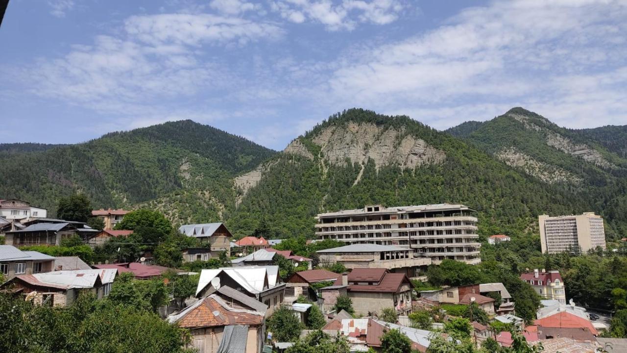 מלון Borjomi Nest מראה חיצוני תמונה